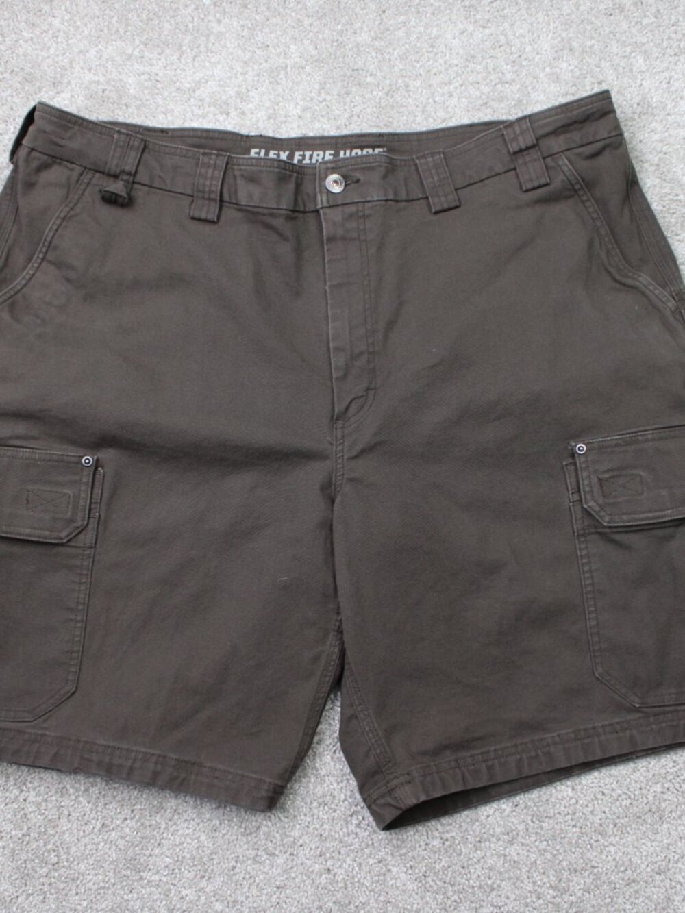 Duluth Trading Shorts Men 44 Brown DuluthFlex Fire Hose 10" Cargo Cotton Stretch